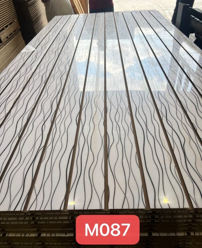 M087 Acrylic Slat Wall Panel - Image 2